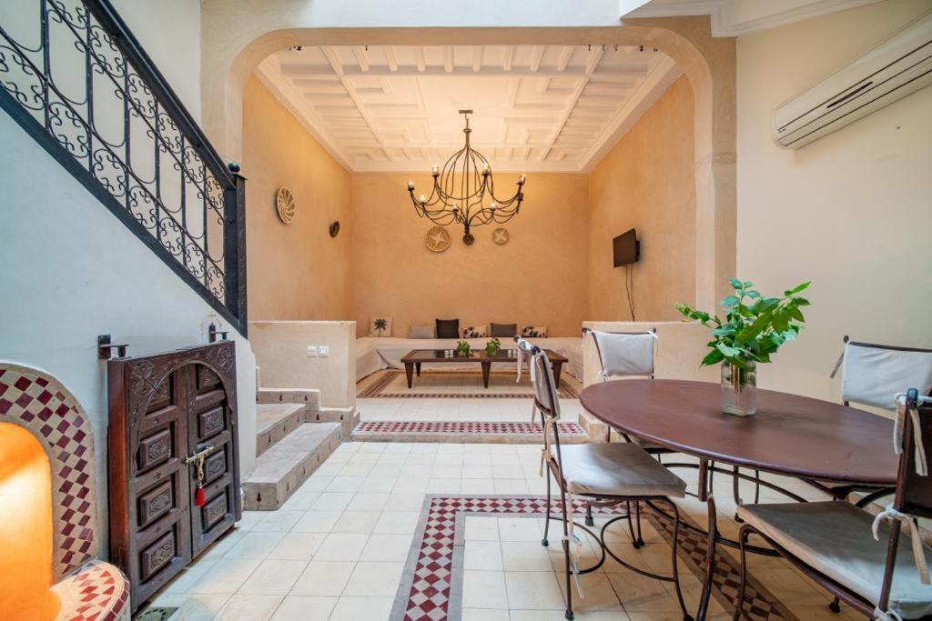Riad Residence Al Qaria Assiyahia Riad 22 Marrakesh Bagian luar foto